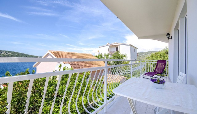 Apartment Bariša (57661-A1) - Razanj