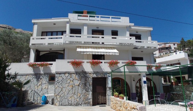 Apartment Batomalj
