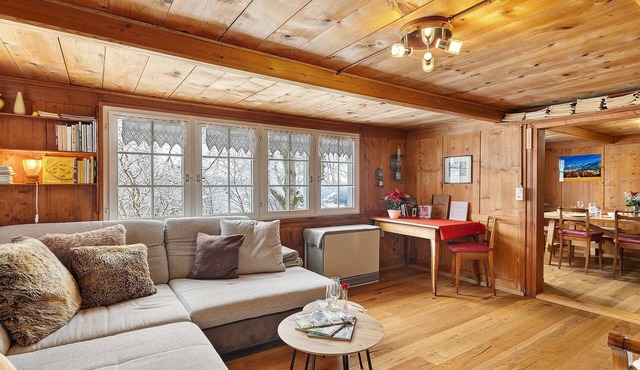 Apartment "Berghüsli Heiterswil" with Mountain View, Private Terrace and Garden