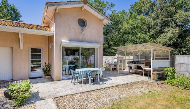 Apartment Between Vineyards and Ocean – A Nature Escape with Comfort