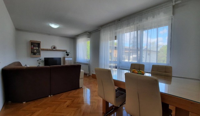 Apartment Black River