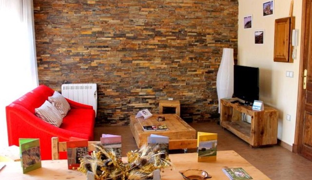 Apartment 'Boj' with Mountain View, Shared Terrace and Wi-Fi