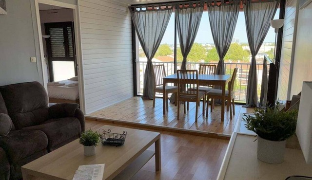 Apartment Bordeaux Mérignac with Parking