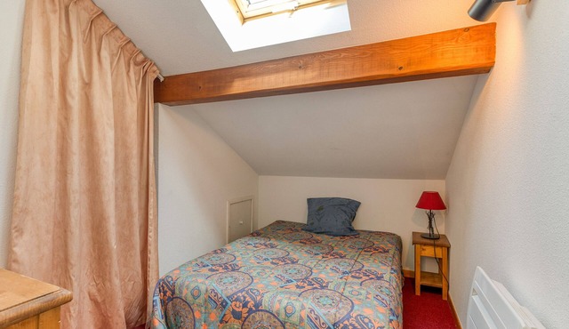 Apartment 'Bouquetin' with Mountain View, Shared Garden and Wi-Fi