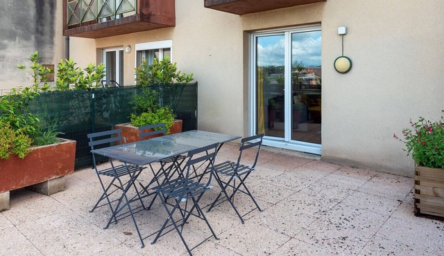 Apartment Bright Garage Terrace