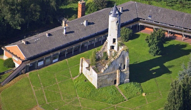 Apartment 'Bruay La B' with Wi-Fi and Air Conditioning