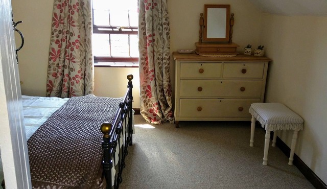Apartment by New Forest and Sea - walking/cycling - near Calshot and Beaulieu