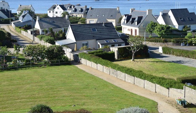 Apartment by the sea between the bays of Morlaix and Lannion