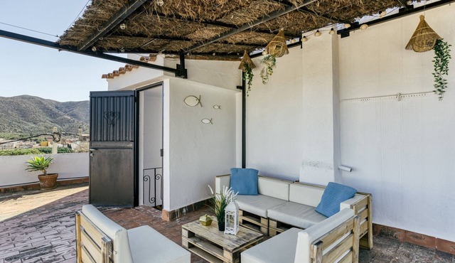 Apartment 'Ca La Maca Mediterrani' with Mountain View, Wi-Fi and Air Conditioning
