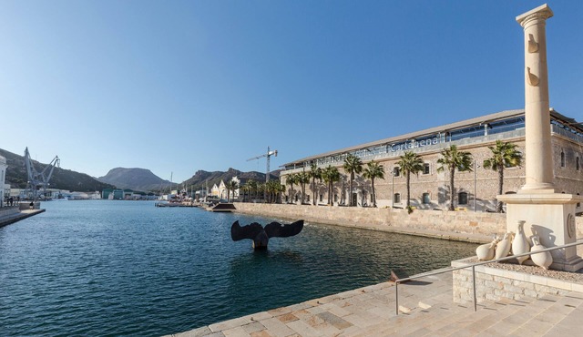 Apartment 'Camarote De Vinagrillo' with Wi-Fi and Air Conditioning