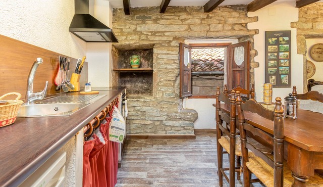Apartment 'Can Lo 2' with Mountain View and Wi-Fi