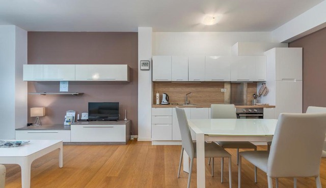 Apartment Cara