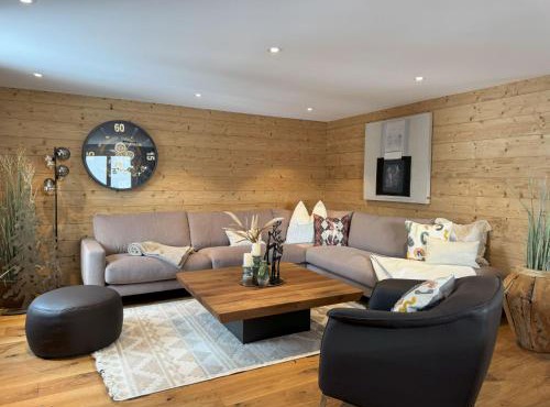 Apartment Casa Ladina 4 by Interhome