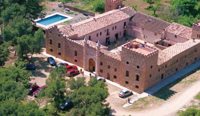 Apartment 'Casa Maya' with Mountain View, Shared Pool and Shared Garden