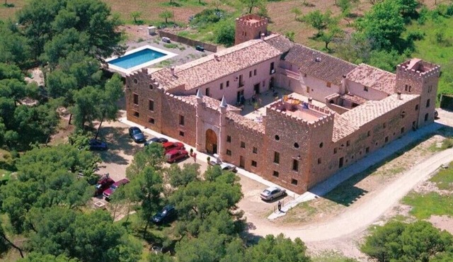 Apartment 'Casa Maya' with Mountain View, Shared Pool and Shared Garden