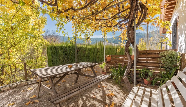 Apartment 'Casa Rocío' with Mountain View, Wi-Fi and Air Conditioning
