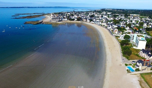 Apartment center Larmor-Plage and 100 m from the beaches