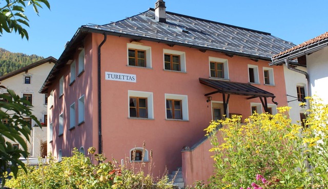 Apartment Chasa Turettas Fuldera upper floor