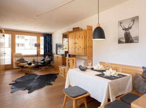 Apartment Chesa Corvatsch 211 - Champfer by Interhome