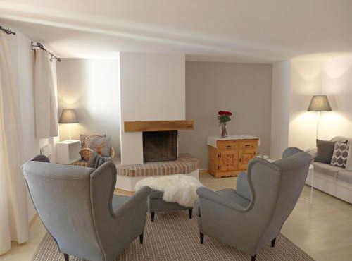 Apartment Chesa Fuolla Verda A8 by Interhome