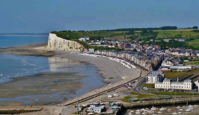 Apartment close to the beach!