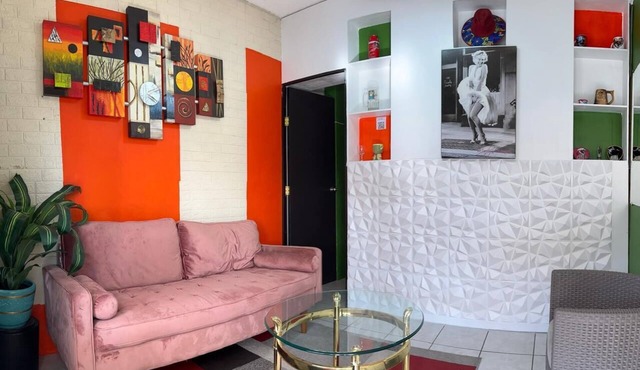 Apartment close to the border and airport, downtown