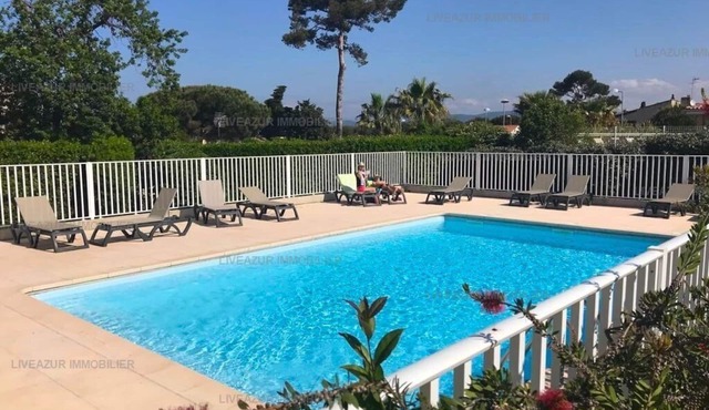 Apartment comfortable air conditioning terrace garden swimming pool beach and harbour at walking.