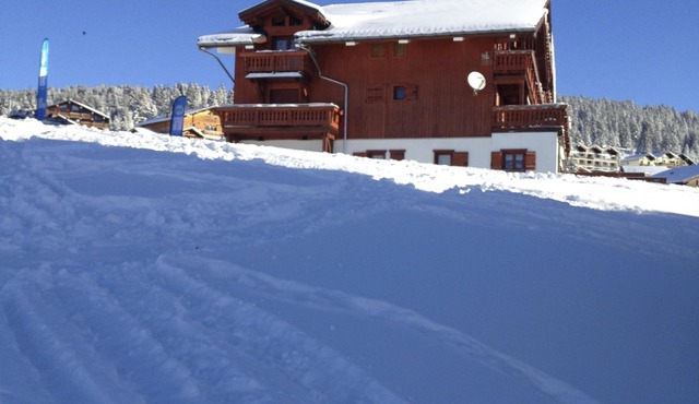 APARTMENT CRYSTAL SNOW