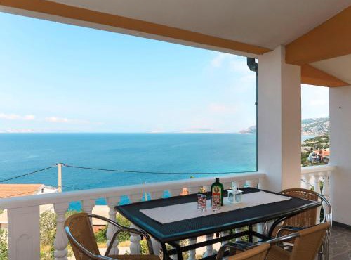 Apartment Daniel-2 by Interhome