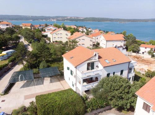 Apartment Darko 1