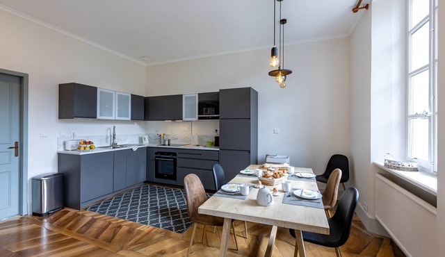 Apartment-Deluxe-Ensuite-Mountain view-Le Balcon