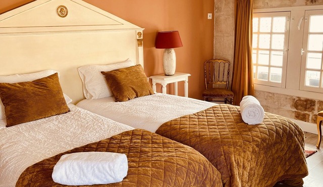 Apartment-Deluxe-Ensuite with Bath-Terrace-Appartement