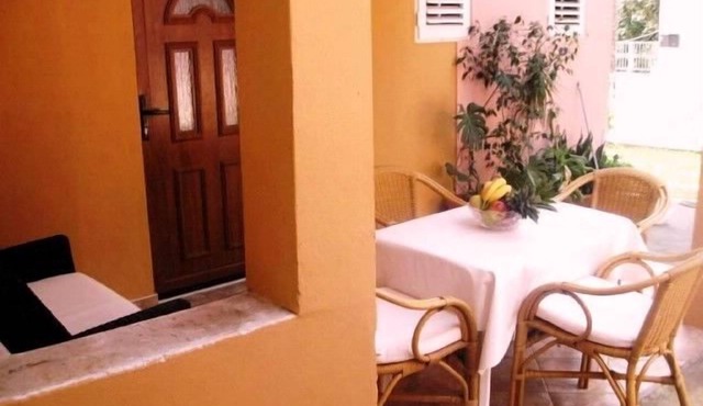 Apartment Dina (76341-A1) - Pula