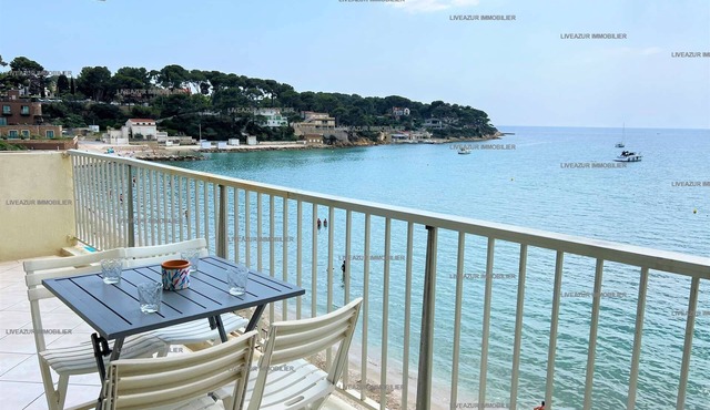 Apartment directly on the seaside for 4