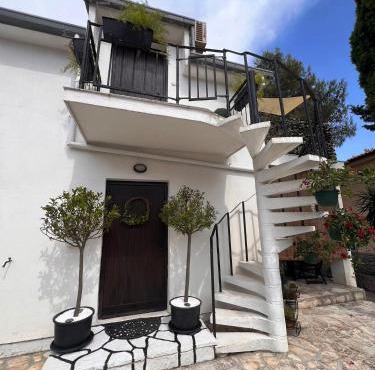 Apartment Dolce Vita - 40 m to the sea & Beach-sleeps 3