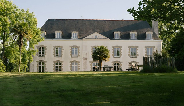 Apartment 'Domaine De Kermadio - Le Loc'h' with Shared Pool, Shared Terrace and Wi-Fi