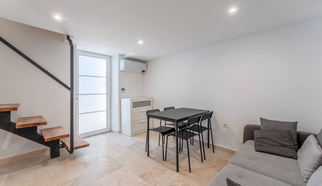 Apartment 'Duplex 11' with Wi-Fi and Air Conditioning