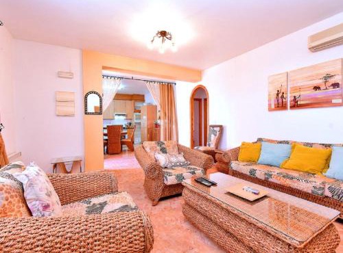 Apartment EDF- ESTRELLA 17 by Interhome