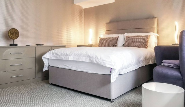 Apartment Eight at Barton Manor - UK39563