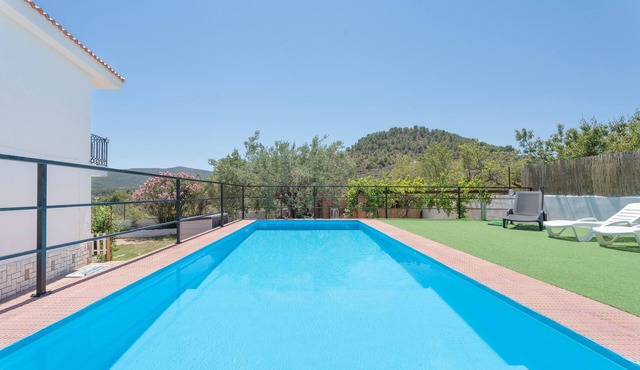 Apartment 'El Cachorro' with Mountain View, Private Pool and Shared Terrace