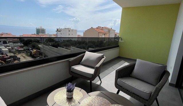 Apartment Ema