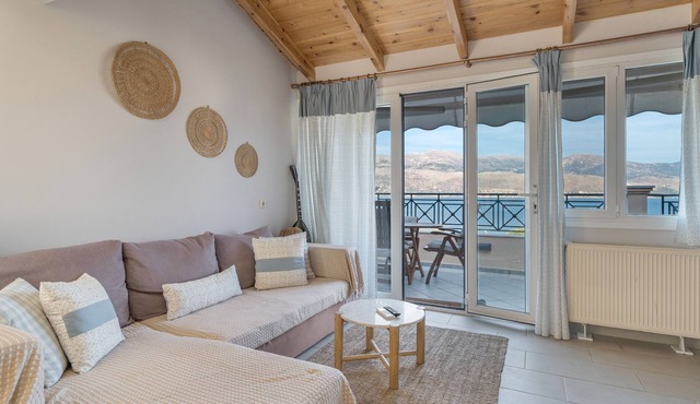 Apartment 'Emelia' with Sea View, Wi-Fi and Air Conditioning