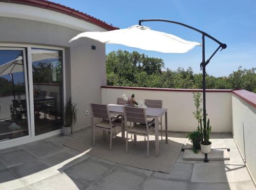 Apartment Emili