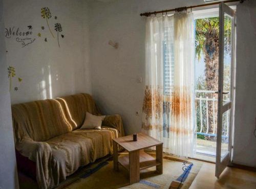 Apartment Ena - Two Bedroom Apartment with Terrace