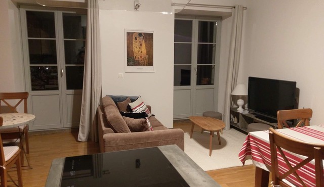 Apartment-Ensuite with Bath-Cannelle