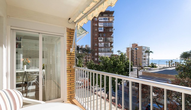 Apartment "Eolo" with Sea View, Wi-Fi, A/C & Terrace
