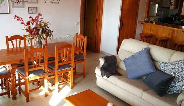 Apartment 3 rooms Fireplace, Views, Pet-Friendly & Dishwasher