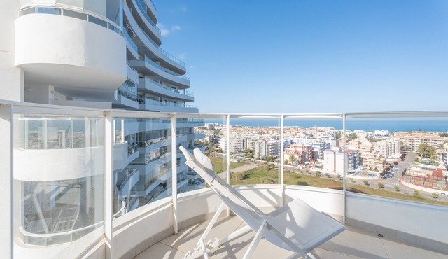 Apartment 'Tu Escapada En Canet' with Sea View, Wi-Fi and Air Conditioning