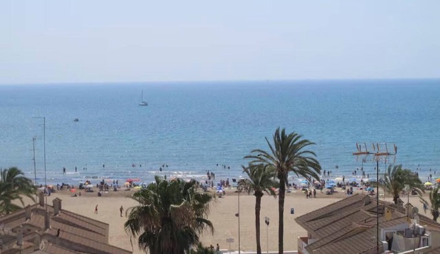 Apartment very seafront beachfront Pobla Farnals beach