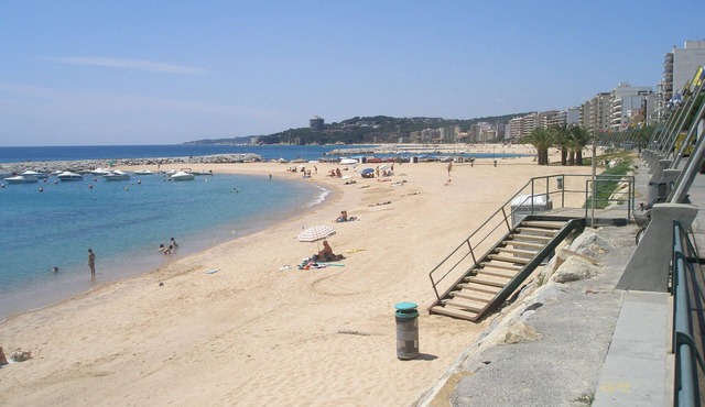 APARTMENT IN SANT ANTONI DE CALONGE 17 METERS FROM THE BEACH